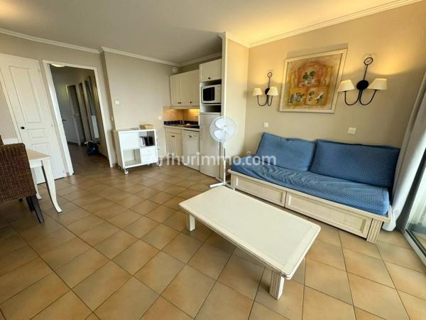 Vente                                                      Appartement
                        
                     3 pièces                      42 m2                     à Grimaud