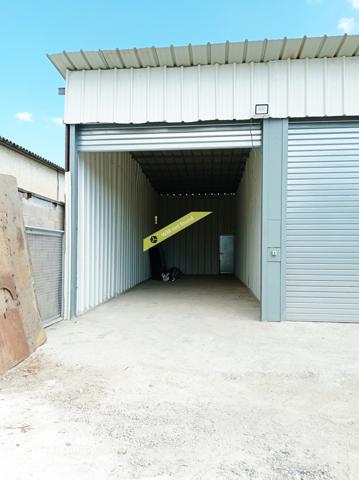 Saint-Victoret (13730) Location box pour stockage ou bureau