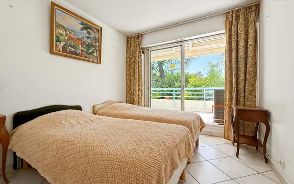 Appartement à vendre    3 pièces • 66 m2 Saint-Raphaël