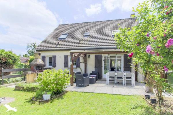 Maison 499 000 € Neauphle-le-Château 6 p 133 m² DPE D