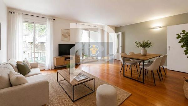 Vente                                                      Appartement
                        
                     3 pièces                      78 m2                     à Villennes-sur-Seine