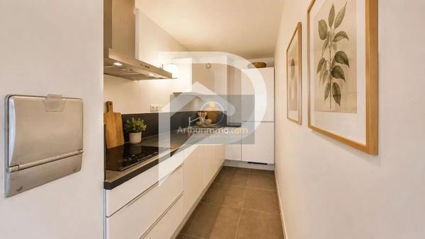 Vente                                                      Appartement
                        
                     3 pièces                      78 m2                     à Villennes-sur-Seine