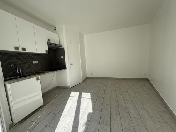 Appartement 99 000 € Achères 1 pièce 18,6 m² DPE E