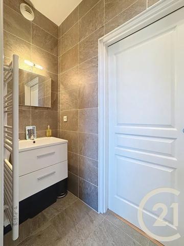 Appartement F3 à vendre  3 pièces - 73,56 m 2   ST FARGEAU PONTHIERRY  - 77