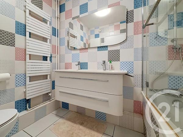 Appartement F4 à vendre  4 pièces - 90,89 m 2   PARIS  - 75015