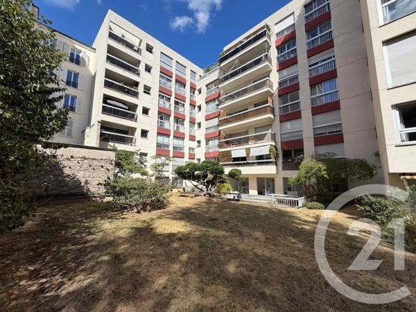 Appartement F4 à vendre  4 pièces - 90,89 m 2   PARIS  - 75015