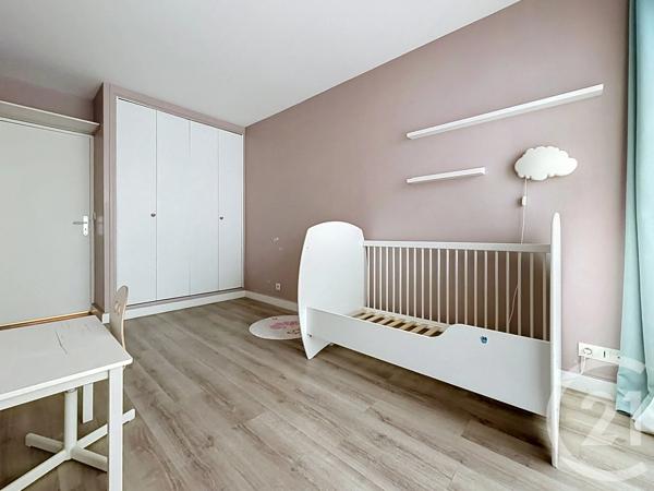 Appartement F4 à vendre  4 pièces - 90,89 m 2   PARIS  - 75015