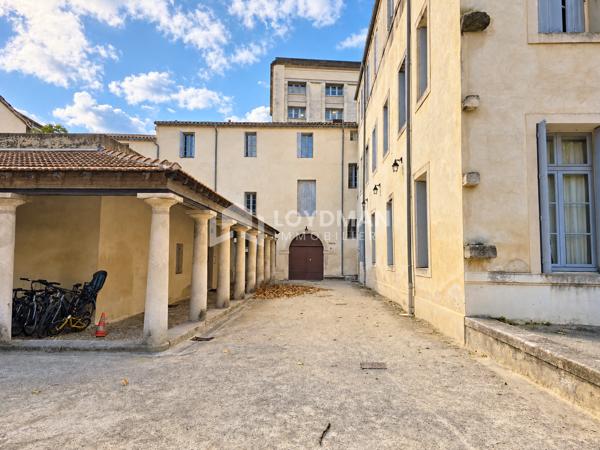 T2 CHARME DE L’ANCIEN – MONTPELLIER ÉCUSSON