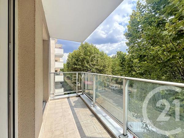 Appartement F4 à vendre  4 pièces - 63,92 m 2   CHAMPS SUR MARNE  - 77