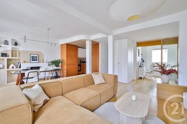 Appartement F3 à vendre  3 pièces - 70,60 m 2   PARIS  - 75009