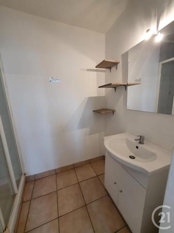 Immeuble à vendre  181,50 m 2   BEAUGENCY  - 45