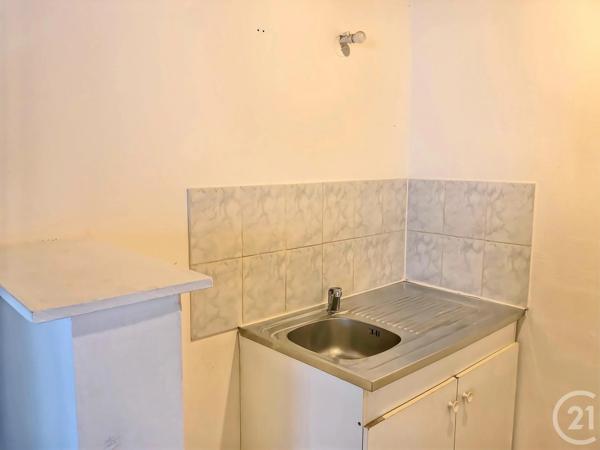 Immeuble à vendre  181,50 m 2   BEAUGENCY  - 45