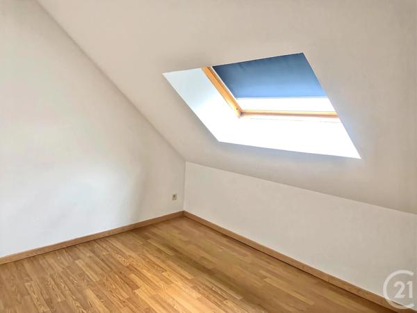 Immeuble à vendre  181,50 m 2   BEAUGENCY  - 45