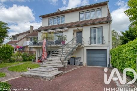 Maison à vendre 10 pièces 185 m² Andrésy
