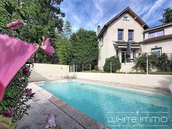 "LES TILLEULS" - VENTE EN CO-EXCLUSIVITE, FRANCHEVILLE LE BAS, MAISON ANCIENNE, 169 M2, 4 CH/ BUREAU, PISCINE