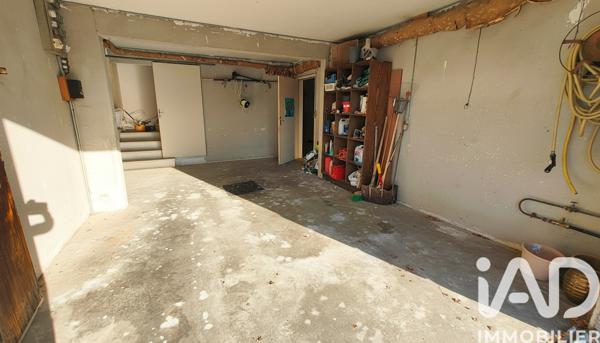 Maison à vendre 12 pièces 252 m² Puy-Guillaume