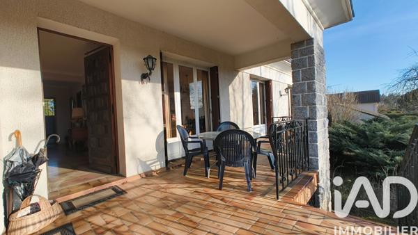 Maison à vendre 12 pièces 252 m² Puy-Guillaume