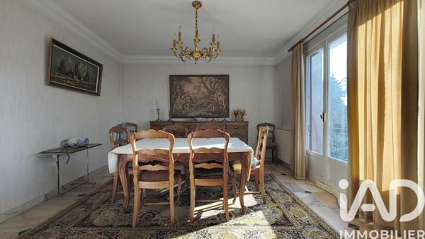 Maison à vendre 12 pièces 252 m² Puy-Guillaume