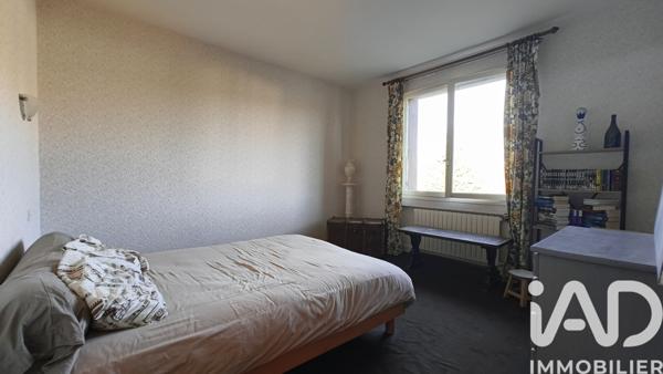 Maison à vendre 12 pièces 252 m² Puy-Guillaume