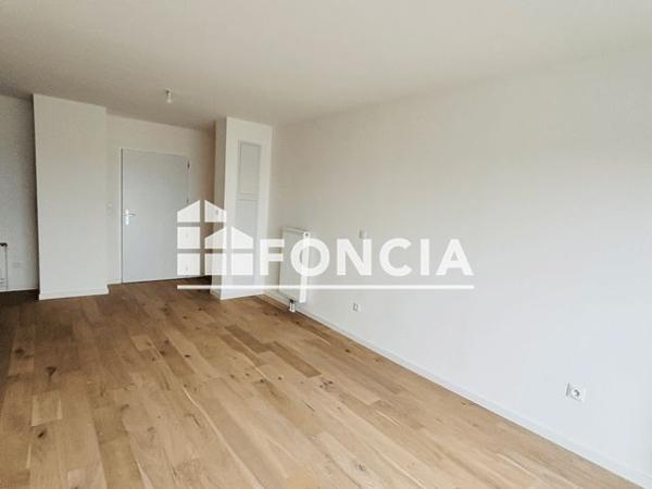 Location Appartement 2 pièces 40.03 m² - AVENUE DE BOLLAERT Lens 62300