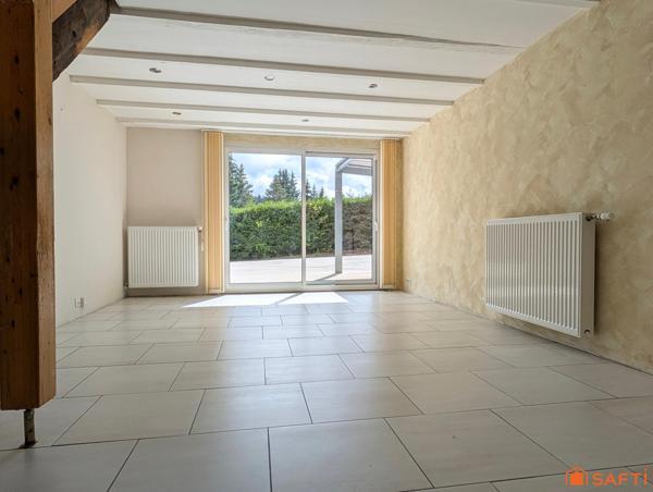 Maison 5 pièces avec jardin, terrasse et garages