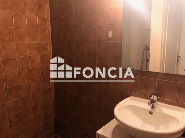 Location Studio 39.7 m² - 4 RUE DOCTEUR AUGROS Lyon 69005