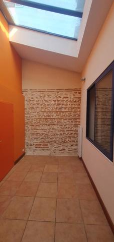 Immeuble à vendre à Valence dans le Tarn-et-Garonne (82400), ref : 1498   
centre-ville