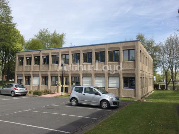 Bureaux à louer à Villeneuve d'Ascq espaces modulables et parkings privatifs
