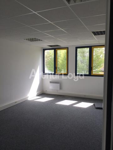Bureaux à louer à Villeneuve d'Ascq espaces modulables et parkings privatifs