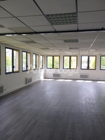 Bureaux à louer à Villeneuve d'Ascq espaces modulables et parkings privatifs
