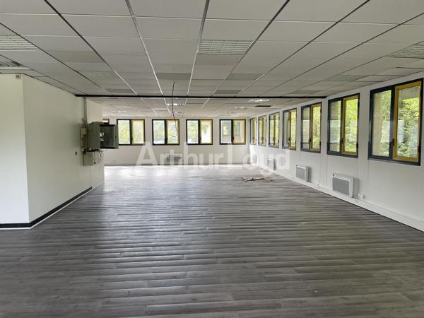Bureaux à louer à Villeneuve d'Ascq espaces modulables et parkings privatifs