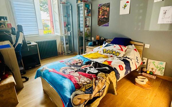 Maison à vendre    4 pièces •  Stains