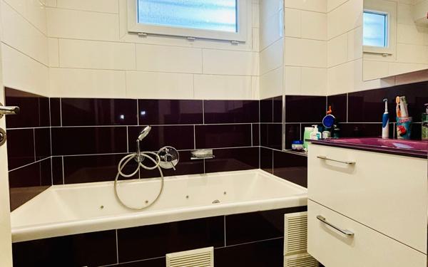 Maison à vendre    4 pièces •  Stains