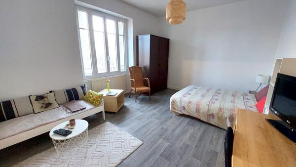 Appartement t1 + cave.