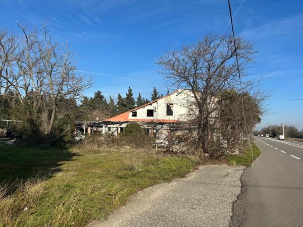 Ancien restaurant à réhabiliter – Le long de la N7 PIERRELATTE (26)