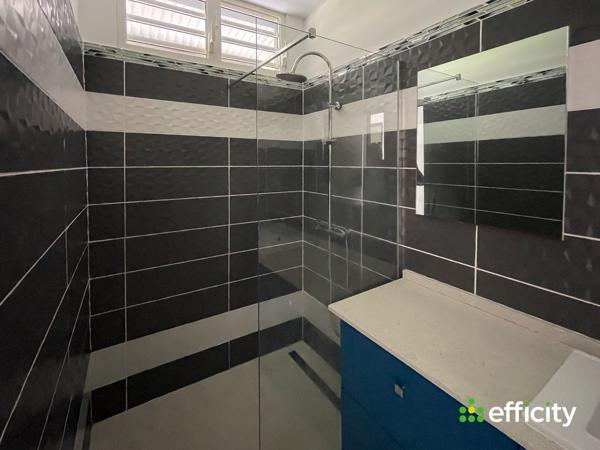 Maison 5 pièces - 65 m²