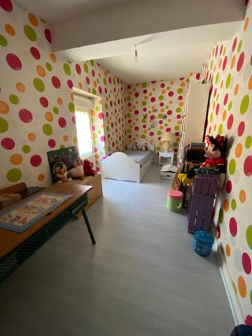 Maison à DAMIGNY, 61250 - 7 pièces 140m²