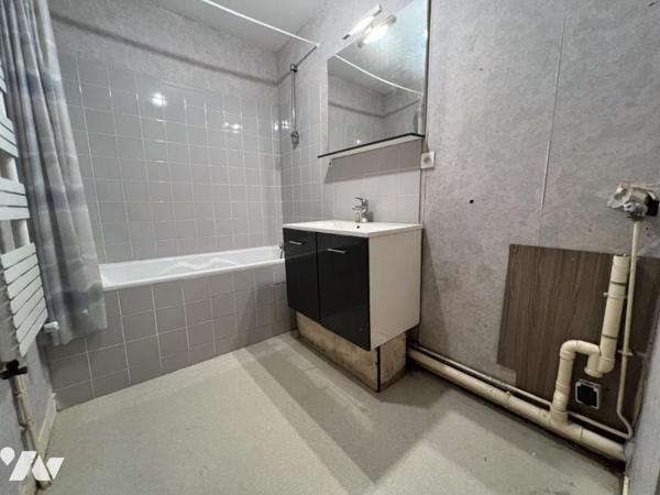 APPARTEMENT DE TYPE 3 A VENDRE