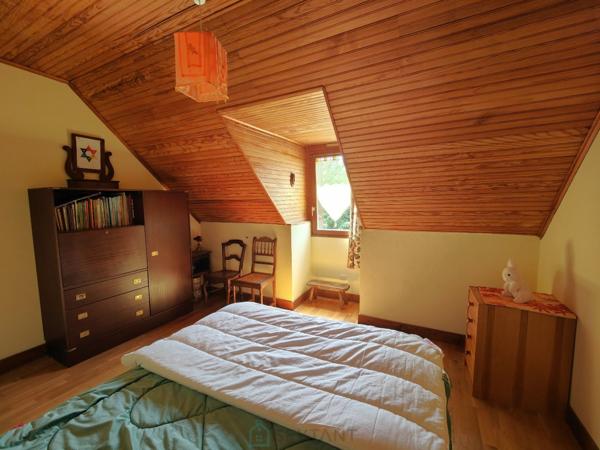 À saisir rapidement – En plein centre de Fondettes, maison familiale de 5 chambres sur un grand terrain divisible
