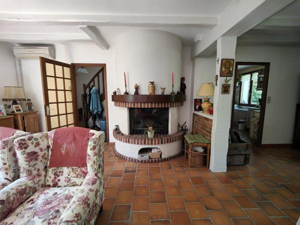 À saisir rapidement – En plein centre de Fondettes, maison familiale de 5 chambres sur un grand terrain divisible