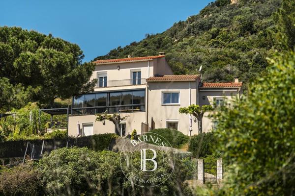 Ajaccio, Maison 3 Chambres -  244 m² à vendre