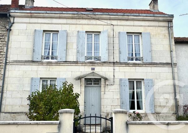Maison à vendre  4 pièces - 108,40 m2 SAINTES - 17