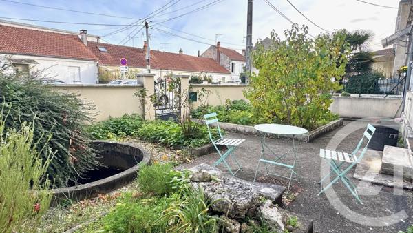 Maison à vendre  4 pièces - 108,40 m2 SAINTES - 17