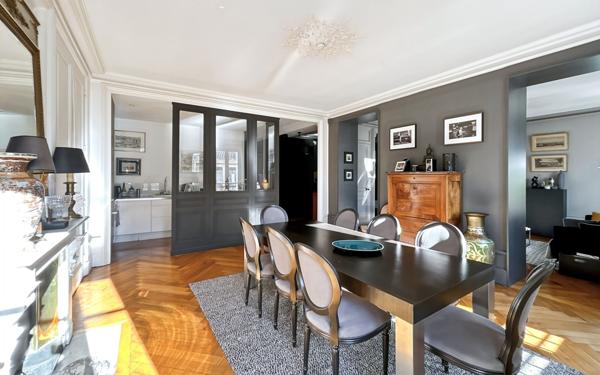 Appartement à vendre    4 pièces • 108,83 m2 Lyon 6
