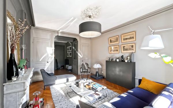 Appartement à vendre    4 pièces • 108,83 m2 Lyon 6