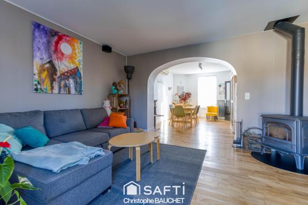 Maison bourgeoise à Bourg en Bresse avec piscine