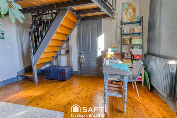 Maison bourgeoise à Bourg en Bresse avec piscine