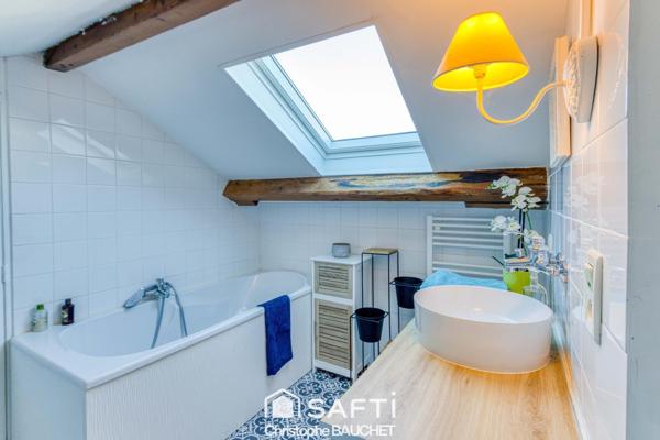 Maison bourgeoise à Bourg en Bresse avec piscine