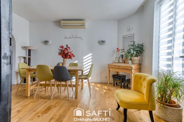 Maison bourgeoise à Bourg en Bresse avec piscine