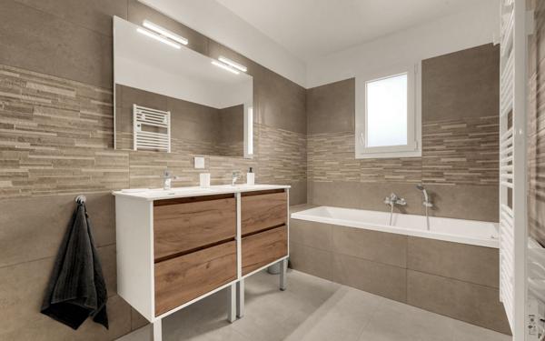 Maison à vendre    5 pièces •  Lias